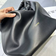 Loewe Small Squeeze Bag In Nappa Lambskin Black 29x24x10.5cm - 3