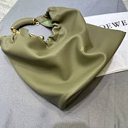 Loewe Small Squeeze Bag In Nappa Lambskin Green 29x24x10.5cm - 1