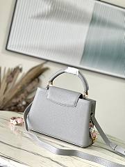 Louis Vuitton LV Capucines BB Ice Grey 27x18x9cm - 2