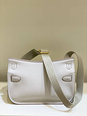 Hermes Mini Jypsiere Crossbody Bag White Gold 23 x 17 x 9 cm - 3