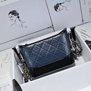 Chanel Gabrielle Hobo Bag Navy Blue 20x8x15cm - 2