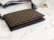 Louis Vuitton LV Trio Pouch Taurillon Illusion Silver 25x17x1.5cm - 2