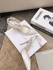Manolo Blahnnik Pumps White - 4