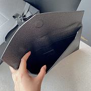 YSL Uptown Medium Leather Clutch Black Calfkin 27x16x2cm - 2