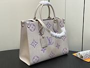 Louis Vuitton LV Onthego MM Latte/Bubble Purple 35 x 27 x 14 cm - 4