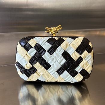 Bottega Veneta Knot Glacier Ice cream Fondant 19x11.5x5cm