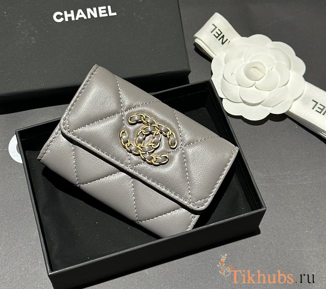 Chanel 19 Grey Wallet 11x7.5x2cm - 1