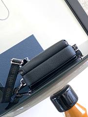 Dior Pouch With Strap Black Grained Calfskin 17 x 12.5 x 5 cm - 4