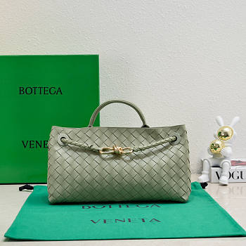 Bottega Veneta Small East/West Andiamo Green 29x18x10cm