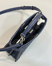 Fendi Peekaboo Iseeu Petite Midnight Blue Woven Leather 27x11x20cm - 5