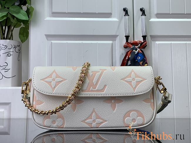 Louis Vuitton LV Ivy White Pink Bag 23.5 x 12 x 4.3 cm - 1