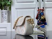 Louis Vuitton LV Ivy White Pink Bag 23.5 x 12 x 4.3 cm - 3