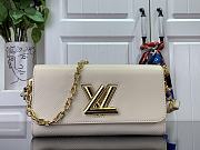 Louis Vuitton LV Twist West Bag White 23.5 x 12 x 7 cm - 1