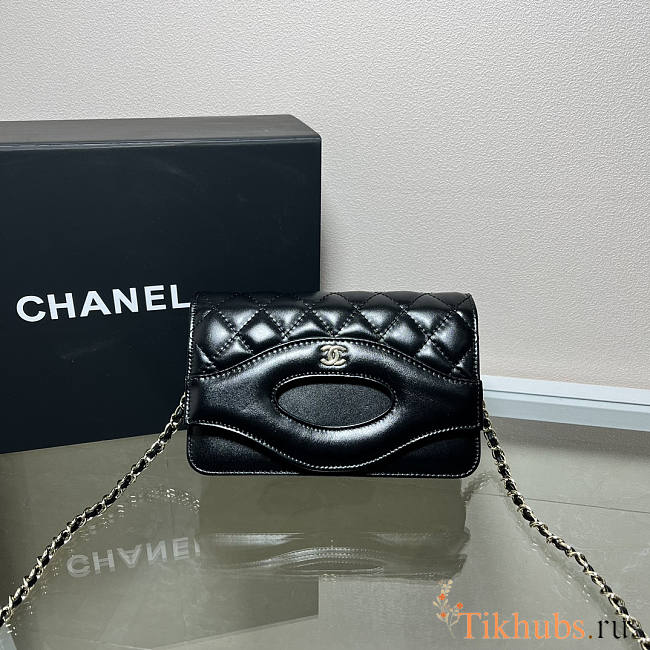 Chanel Flap Bag Wallet Black 19x12x3.5cm - 1