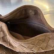 Bottega Veneta Hop Bag Brown Suede 41x20.5x7.5cm - 2