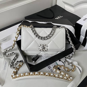 Chanel 19 Woc Wallet On Chain White Silver 19cm