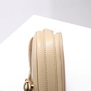 Dior Bobby East-West Beige Box Calfskin 21 x 12 x 5.1 cm - 6