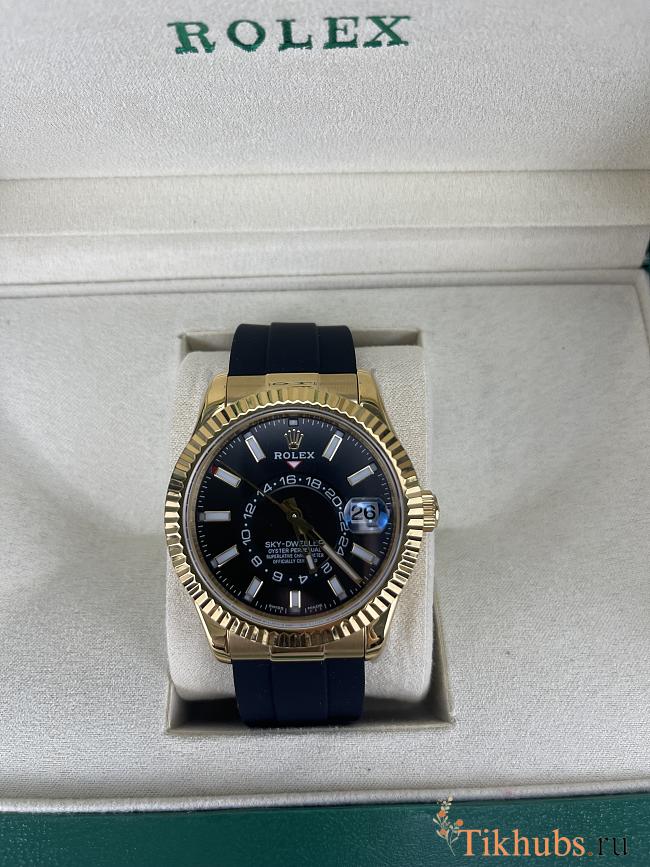 Rolex Sky-Dweller 41mm - 1