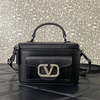 Valentino Garavani Leather Locò Vanity Case Black 16.5x10x7.5cm