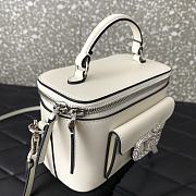 Valentino Garavani Leather Locò Vanity Case White 16.5x10x7.5cm - 4