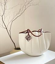 Loewe Shell Small Leather Tote White 33x25x15cm - 5