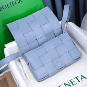 Bottega Veneta Intrecciato Leather Crossbody Bag In Blue 23x15x5cm - 2