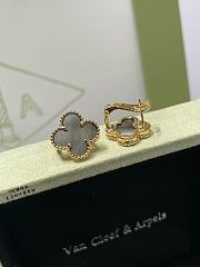 Van Cleef & ArPels Earrings 01 - 2