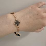 Van Cleef & ArPels Alhambra Bracelet 02 - 4