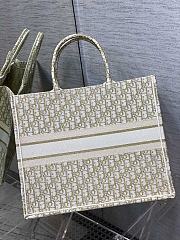 Dior Large Book Tote White Gold-Tone Oblique 42cm - 2