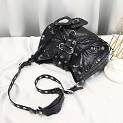Balenciaga Le Cagole Medium Shoulder Bag in Black 37cm - 3