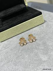 Van Cleef & ArPels Gold Earrings - 1
