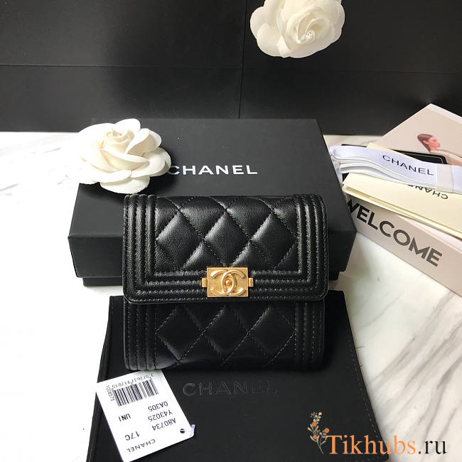 Chanel Black Lambskin Gold 10.5x11.5x3cm - 1