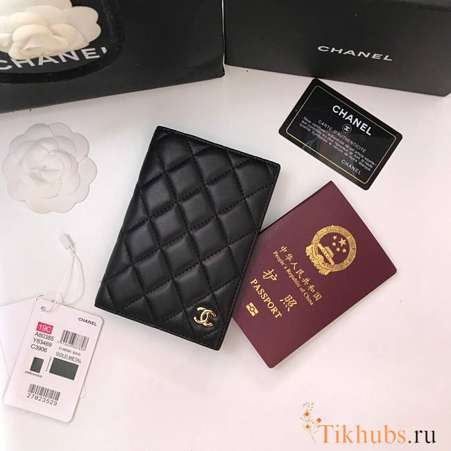 Chanel Passport Holder Black Lambskin Gold 14.5x10.5x2cm - 1