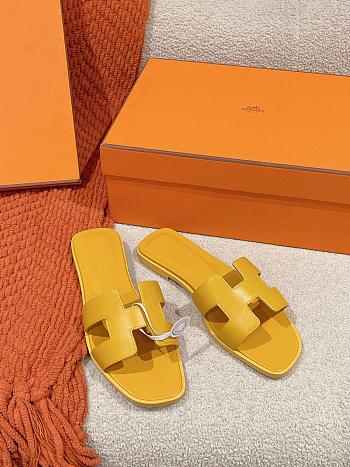 Hermes Oran Yellow Slipper