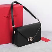 Valentino Garavani Shoulder Letter Bag Black 24x15.5x7cm - 4