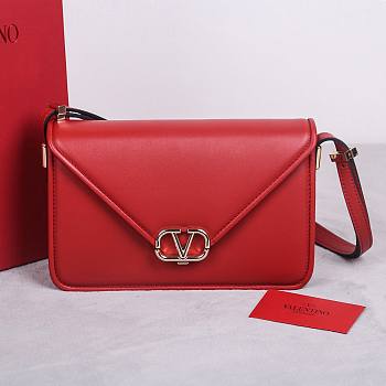 Valentino Garavani Shoulder Letter Bag Red 24x15.5x7cm