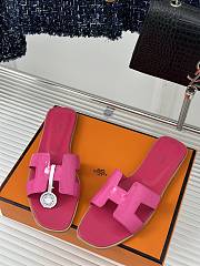 Hermes Oran Patent Pink Slipper - 2