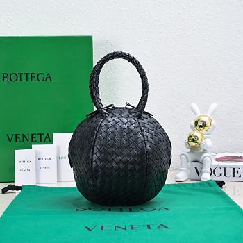 Bottega Veneta Mava Top Handle Bag Black 22cm
