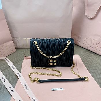 Miu Miu Matelasse Leather Crossbody Black Flap Bag 19x13x5cm