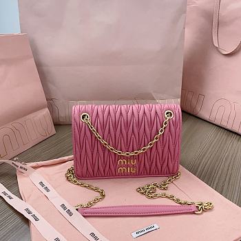 Miu Miu Matelasse Leather Crossbody Pink Flap Bag 19x13x5cm