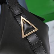 Bottega Veneta Cradle Medium Bag Black 30x23x16cm - 3