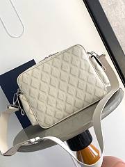 Dior Hit The Road Bag White 26x21x8cm - 4