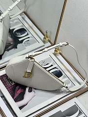 Dior Saddle Shoulder Pouch White Goatskin 20 x 15 x 4 cm - 4