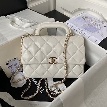 Chanel 24c Medium Flap Shoulder Bag White 25cm