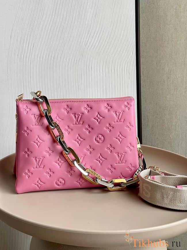 Louis Vuitton LV Coussin PM Bag Pink 26 x 20 x 12 cm - 1