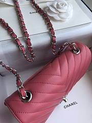 Chanel Flap Bag Chevron Lambskin Pink Silver 20cm - 3