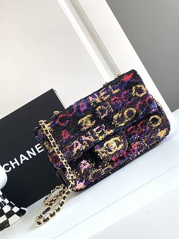 Chanel Small Flap Bag Sequins Gold Black 14×21×8cm