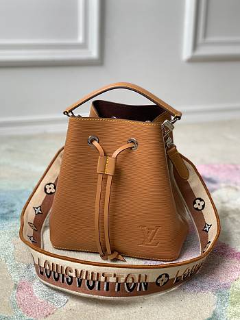 Louis Vuitton LV Neonoé BB Bag Epi Brown 20 x 20 x 13 cm
