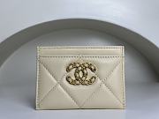 Chanel 19 Card Holder Beige 7.5 × 11.2 × 0.5 cm - 1