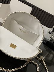 Chanel Sequins White Bag 16x7x16cm - 4